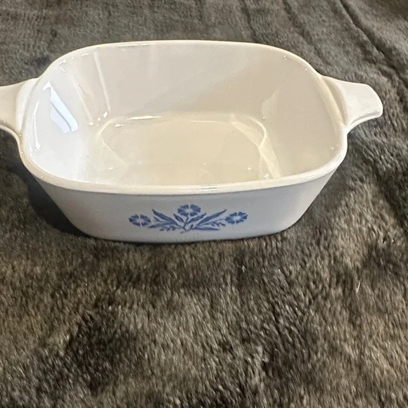 CorningWare set of 2 vintage White and Blue Square Baking Dishes 1 3/4 cup size - Picture 3 of 12